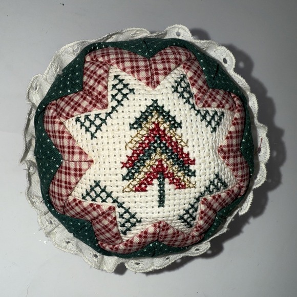 VTG Christmas Fabric Patchwork Quilted Ornament Lot Of 9 Cottagecore Read - Picture 10 of 12